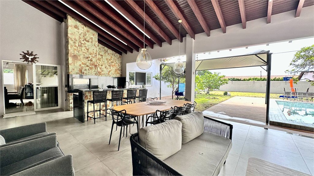 Casa à venda com 3 suítes no Centro-norte, Várzea Grande, MT