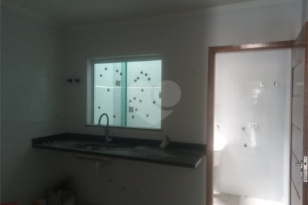 Sobrado à venda com 3 quartos, sendo 1 suíte, em Vila Mazzei, São Paulo, SP