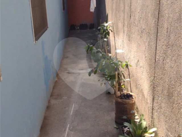 Sobrado à venda com 2 quartos em Cidade Tiradentes, São Paulo, SP