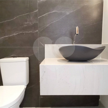 Casa Térrea à venda com 3 suítes em Jardim Valencia, Ribeirão Preto, SP
