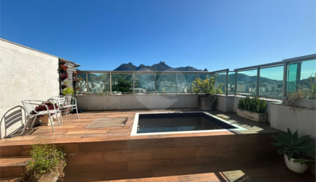 Cobertura à venda com 3 quartos, sendo 2 suítes,  em Vila Isabel, Rio de Janeiro, RJ