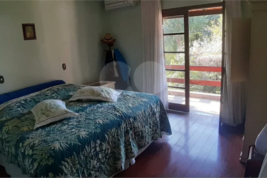 Imóvel localizado no jardim França/barro branco com 3 dorms, senddo 5 vagas
