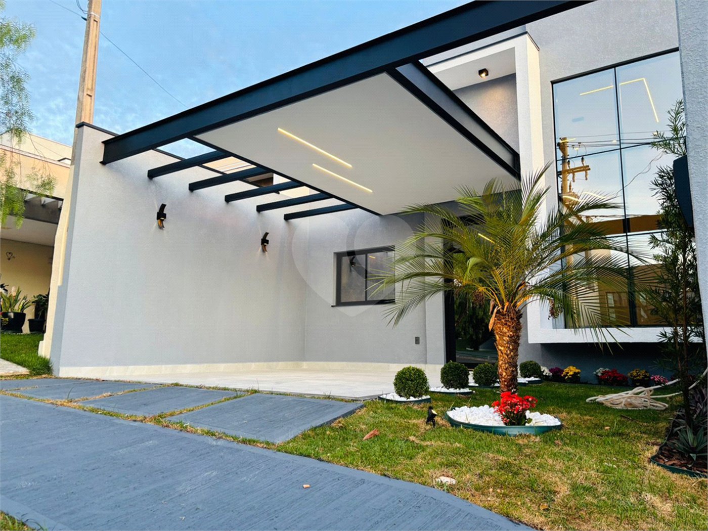 Casa à venda com 3 quartos, sendo 1 suíte, no condomínio Vila Ytu, Indaiatuba - SP