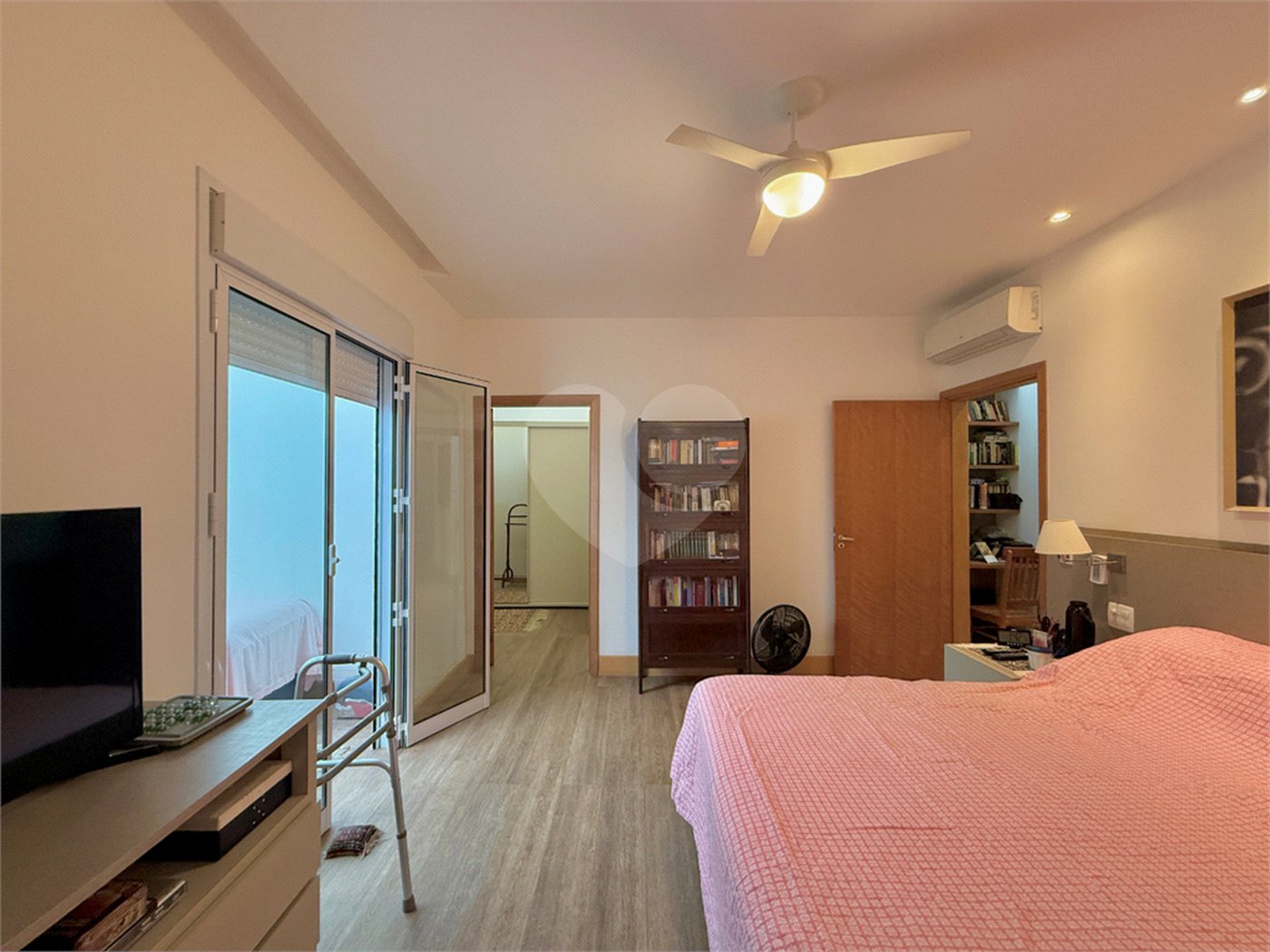 Casa de Vila à venda com 4 suítes em Alto da Boa Vista, São Paulo, SP