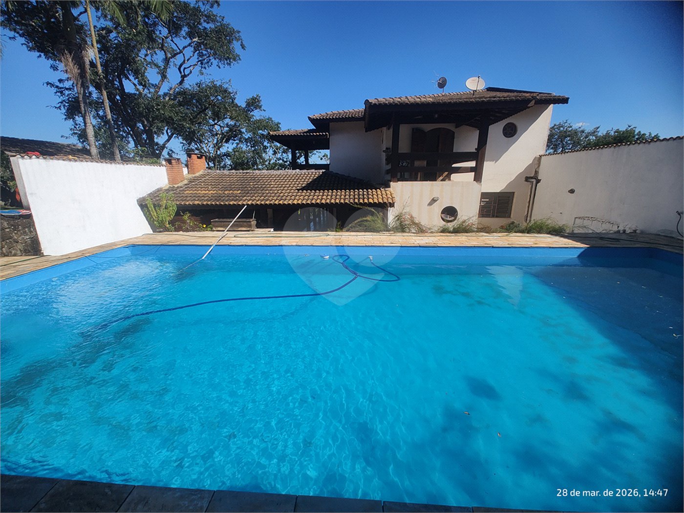 Chácara à venda com 4 quartos, sendo 3 suítes, em Campos de Atibaia, Atibaia, SP
