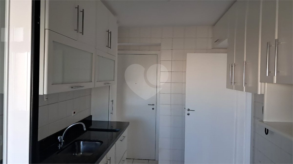 Apartamento para alugar com 3 quartos, sendo 2 suítes, em Jardim Marajoara, São Paulo, SP