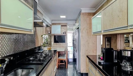 Apartamento para alugar com 3 suítes em Vila Regente Feijó, São Paulo, SP