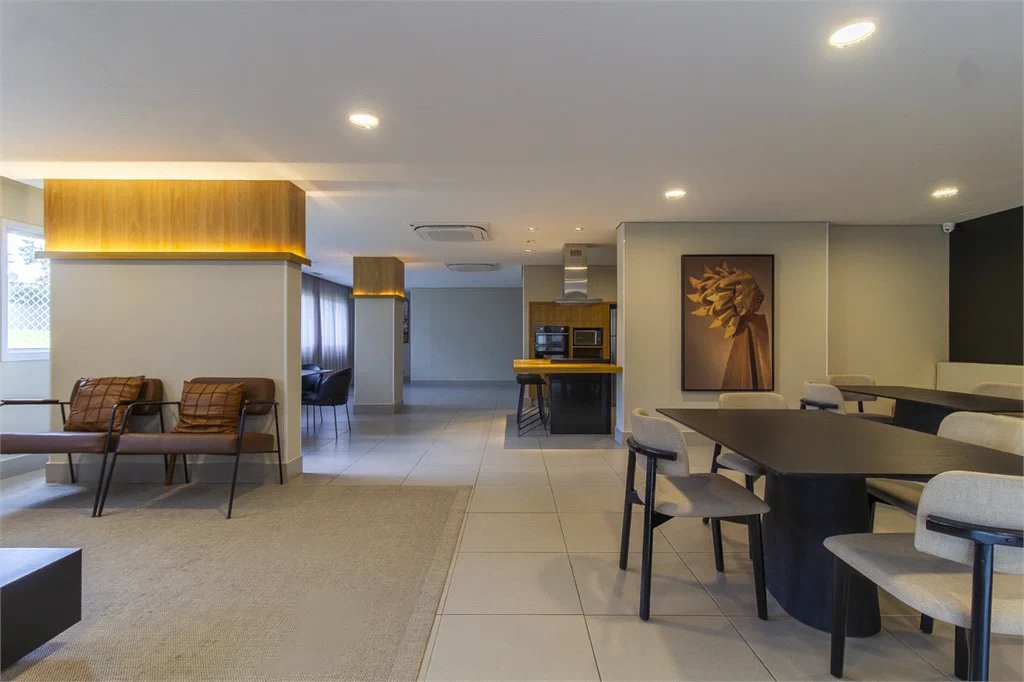 Apartamento à venda com 3 quartos, sendo 1 suíte, em Jardim Vazani, São Paulo, SP