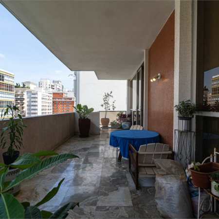 Apartamento à venda ou para alugar com 4 quartos, sendo 1 suíte, em Cerqueira César, São Paulo, SP