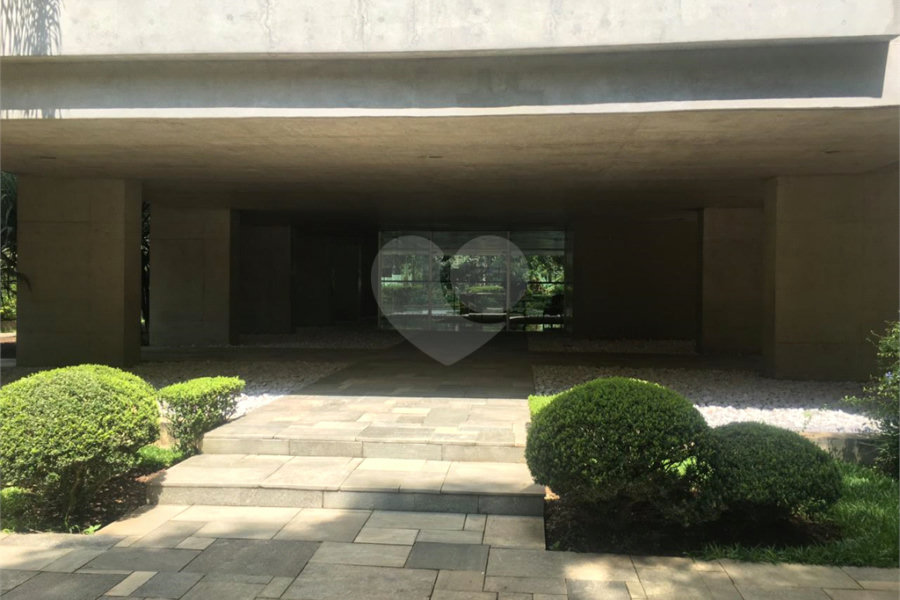 Apartamento à venda com 4 suítes em Morumbi, São Paulo, SP