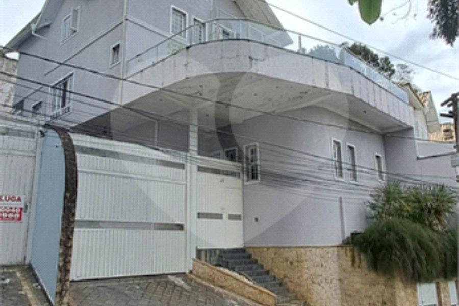 Casa à venda com 4 suítes no condomínio Casa Alto Padrao, São Paulo - SP