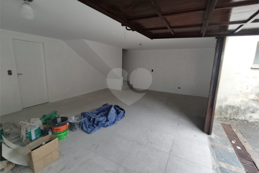 Casa à venda ou para alugar com 3 suítes em Santana, São Paulo, SP