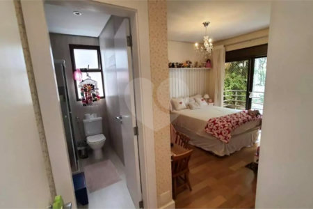 Casa à venda com 3 suítes no condomínio Metropolitan, São Paulo - SP