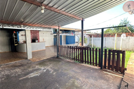Casa à venda com 4 quartos, sendo 1 suíte,  em Jardim Estoril, Ponta Porã, MS