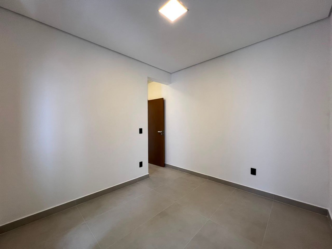 Sobrado com 4 dormitórios à venda, 234 m² por R$ 2.500.000,00 - Ponta da Praia - Santos/SP