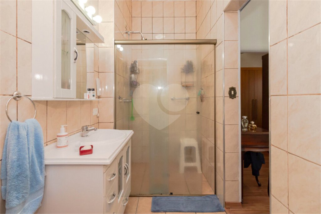 Casa à venda com 4 quartos, sendo 3 suítes, em Vila Pirajussara, São Paulo, SP