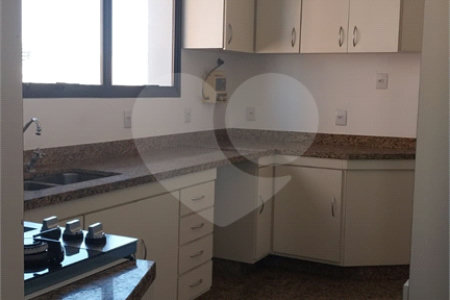 Apartamento à venda ou para alugar com 5 quartos, sendo 3 suítes,  em Tatuapé, São Paulo, SP