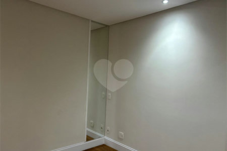 Apartamento à venda com 3 quartos, sendo 1 suíte,  em Vila Guilherme, São Paulo, SP