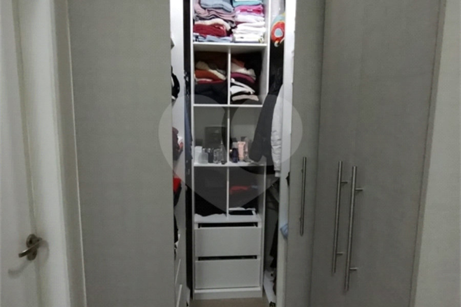 Sobrado à venda com 3 quartos, sendo 1 suíte, em Horto, São Paulo, SP