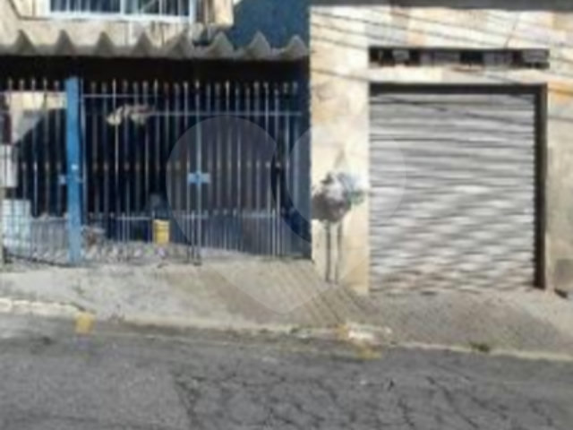 Casa à venda com 4 quartos, sendo 1 suíte,  em Santana, São Paulo, SP