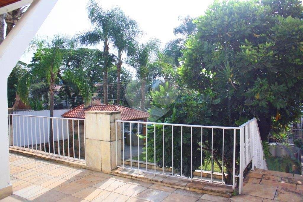 Sobrado à venda ou para alugar com 4 quartos, sendo 5 suítes, em Pacaembu, São Paulo, SP