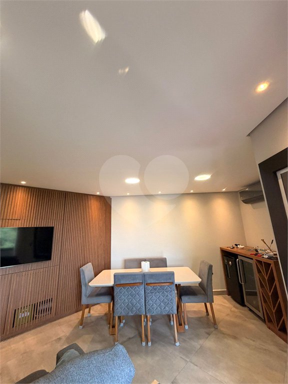 Apartamento à venda com 3 quartos, sendo 1 suíte,  em Vila Paulicéia, São Paulo, SP