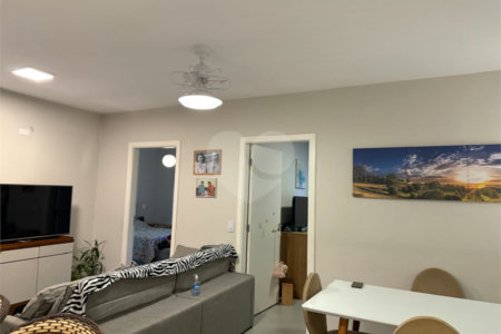 Apartamento à venda com 2 quartos, sendo 1 suíte, em Perdizes, São Paulo, SP