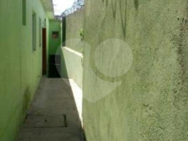 Casa à venda com 3 quartos, sendo 1 suíte,  em Horto, São Paulo, SP