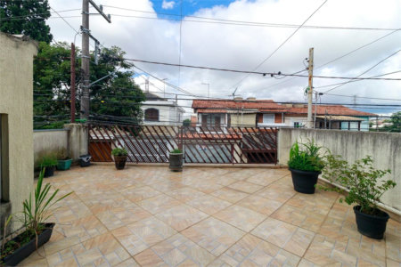 Casa à venda com 3 quartos em Jardim Monte Azul, São Paulo, SP