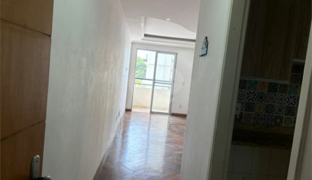 Apartamento à venda com 2 quartos, sendo 1 suíte,  em Vila Galvão, Guarulhos, SP