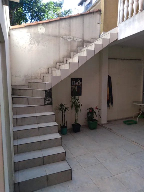 Sobrado à venda com 4 quartos em Jardim Celeste, São Paulo, SP