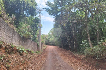 Terreno à venda com 1 suíte em Caixa D´água, Vinhedo, SP