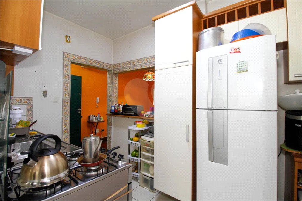 Apartamento à venda com 2 quartos, sendo 1 suíte, em Pinheiros, São Paulo, SP