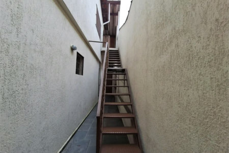 Casa à venda com 3 quartos, sendo 1 suíte, em Vila Gomes, São Paulo, SP