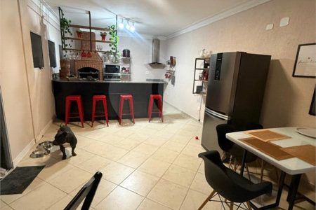 Sobrado à venda com 6 quartos, sendo 2 suítes, em Vila Áurea, Poá, SP
