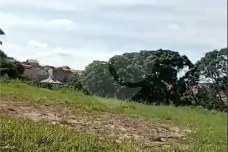 Terreno à venda em Fazenda Santana, Valinhos, SP