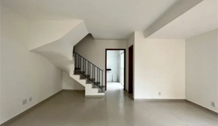 Casa à venda com 2 suítes no condomínio Residencial DI Luca, São Paulo - SP