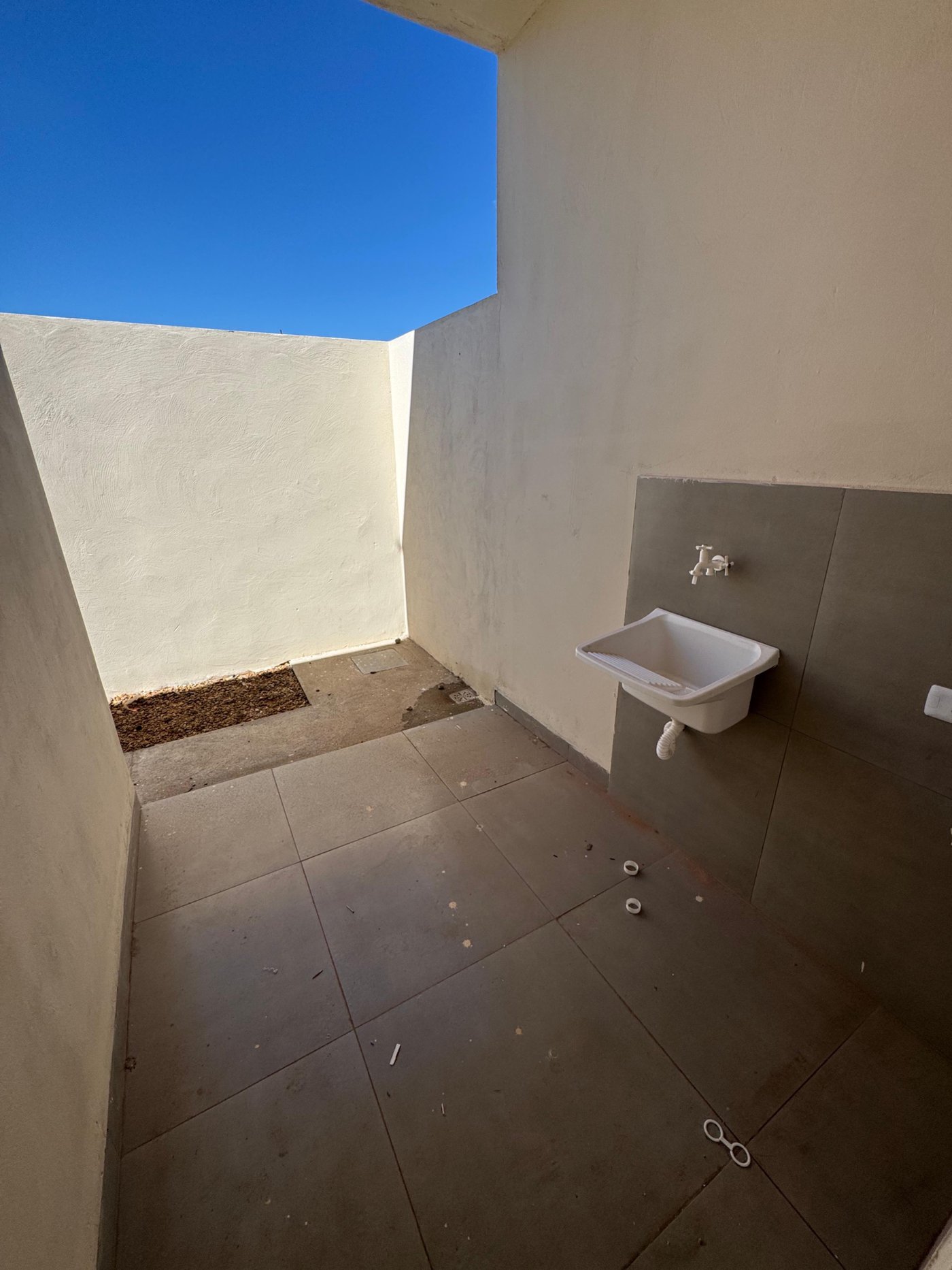 Casa à venda com 2 quartos em Nova Tres Lagoas, Três Lagoas, MS