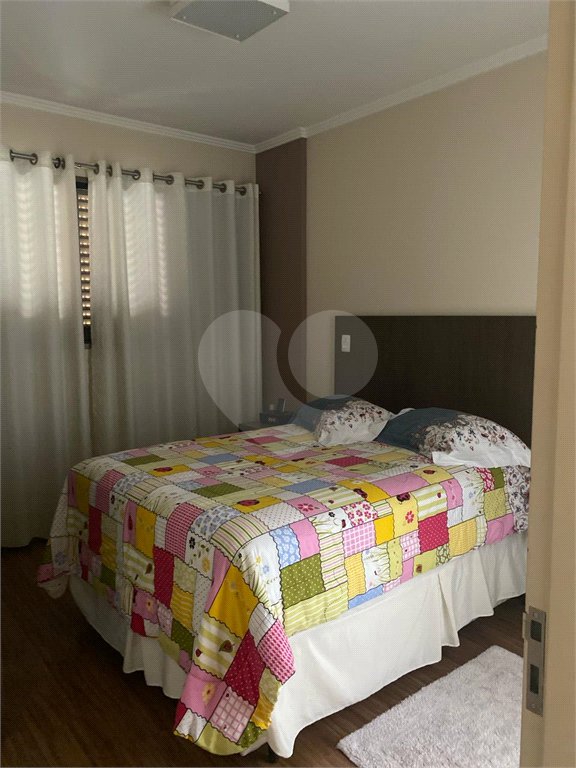 Apartamento à venda com 2 suítes no Centro, Taubaté, SP