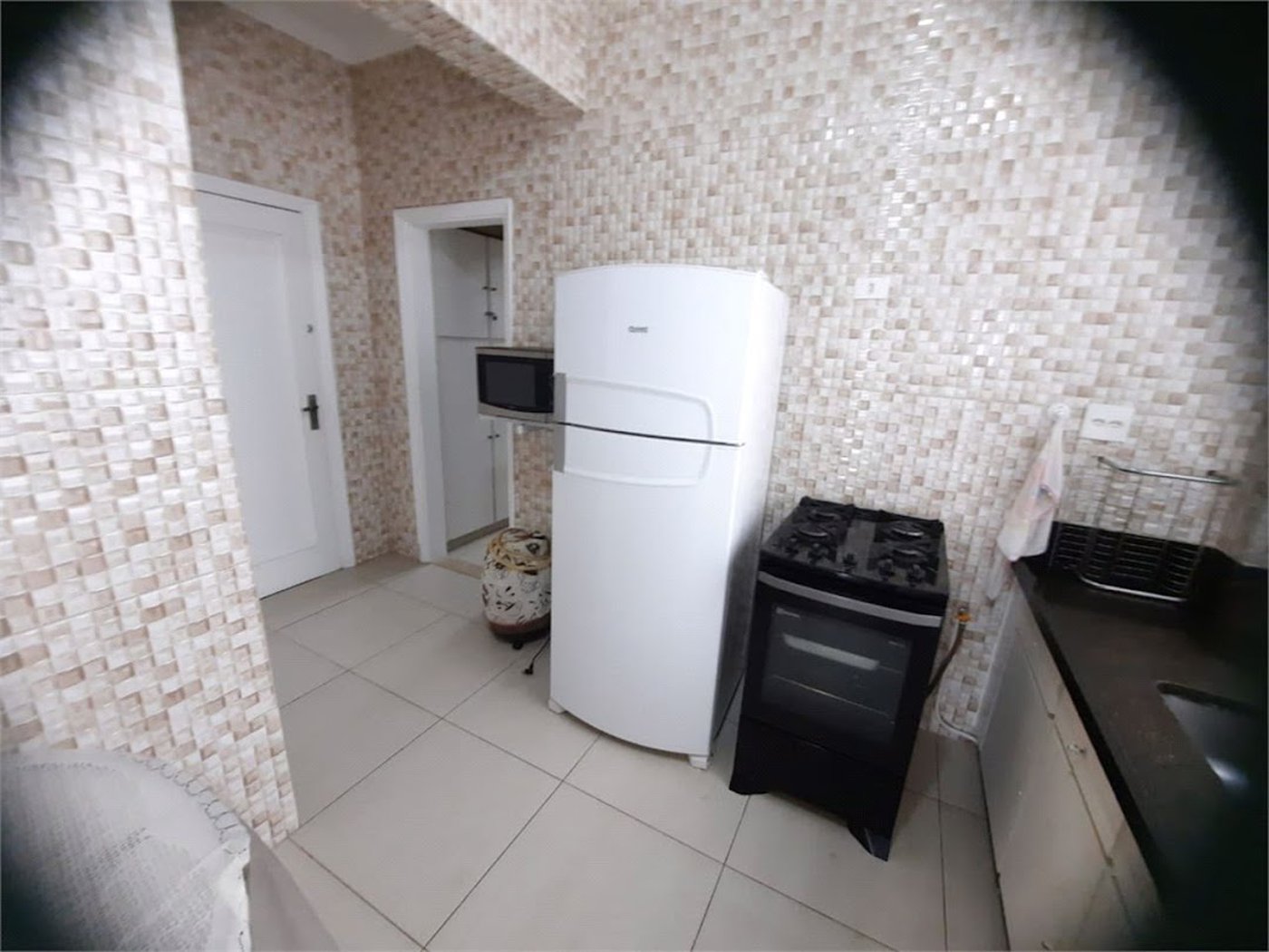 Apartamento com 4 dormitórios à venda, 122 m² por R$ 850.000,00 - Pitangueiras - Guarujá/SP