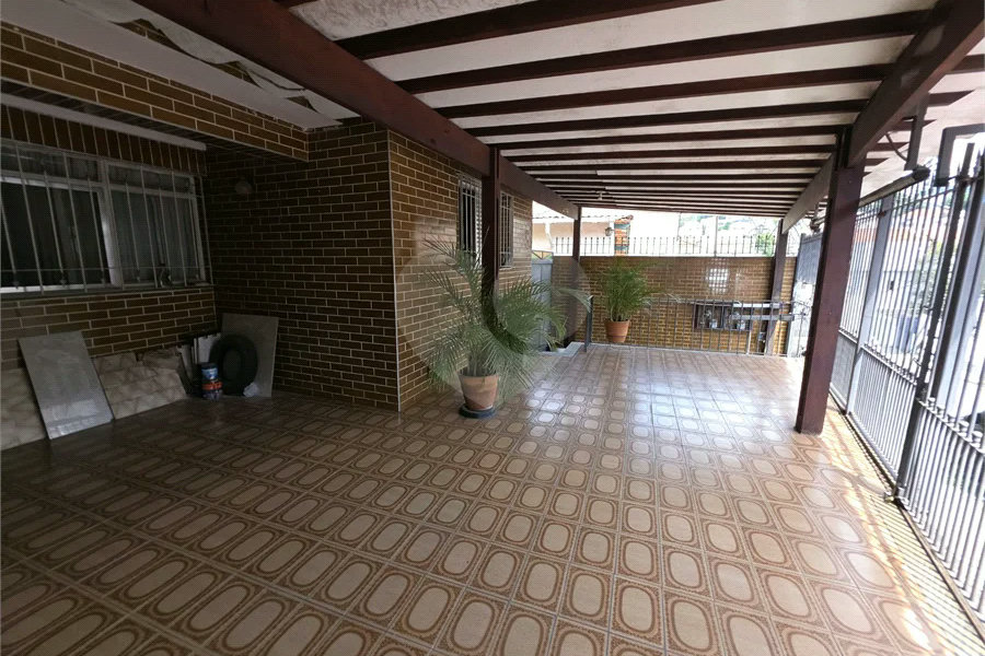 SANTANA - CASA COM 2 MORADIAS - 10m DE FRENTE - 3 VAGAS