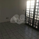 Casa Sobrado com piso cerâmico, com 3 dormitórios no Jardim Ricetti