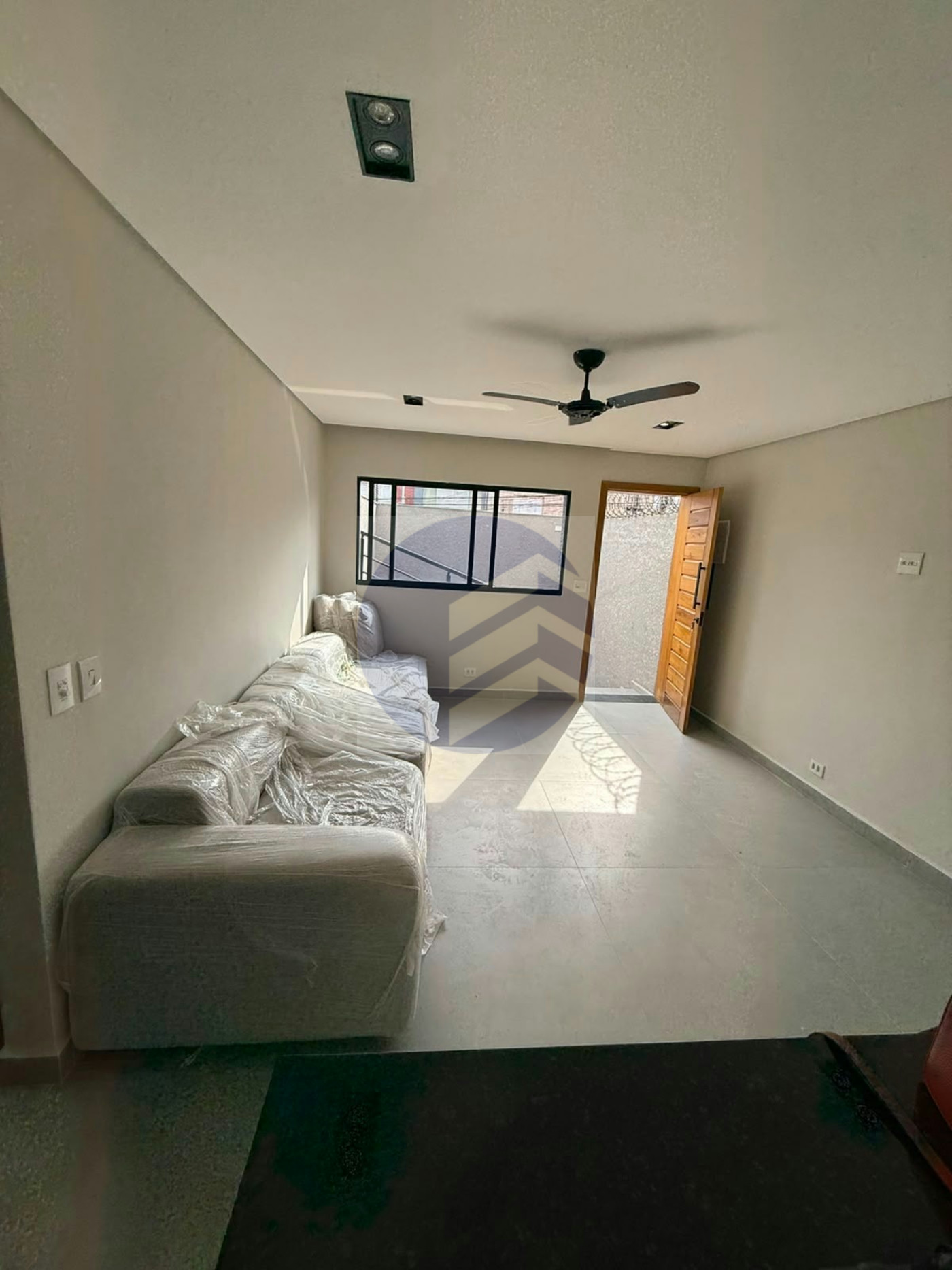 Sobrado à venda com 6 quartos em Vila Universitária, São Paulo - SP