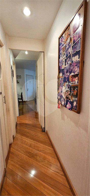 Apartamento à venda com 3 quartos, sendo 2 suítes, em Pinheiros, São Paulo, SP