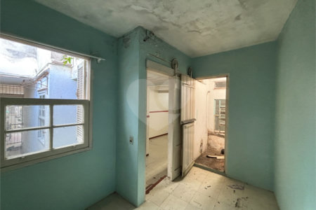 Sobrado à venda com 4 quartos em Vila Paulicéia, São Paulo, SP