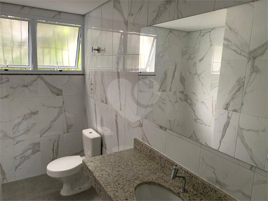 Sobrado à venda ou para alugar com 7 quartos, sendo 3 suítes, em Vila Mariana, São Paulo, SP