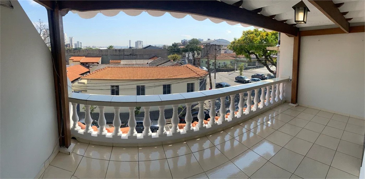 Casa à venda com 3 quartos em Lapa, São Paulo, SP