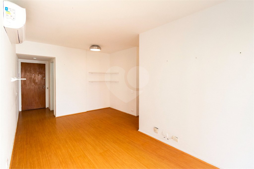 Apartamento à venda com 2 quartos, sendo 1 suíte,  em Perdizes, São Paulo, SP