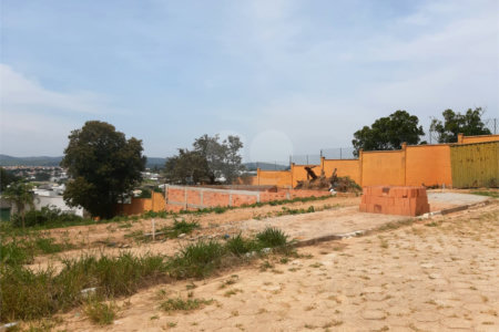 Terreno à venda em Parque Santa Márcia, Votorantim, SP