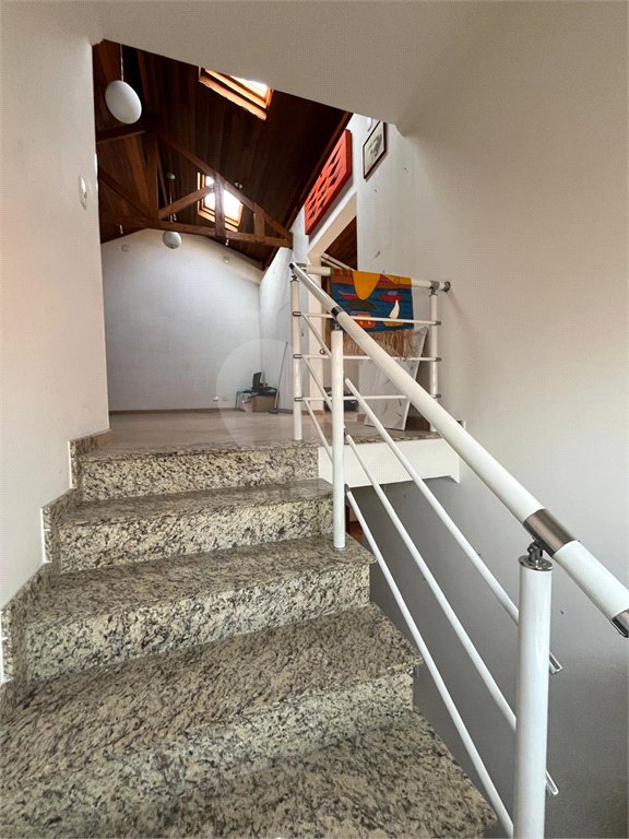 Sobrado à venda com 4 quartos, sendo 1 suíte,  em Vila Cordeiro, São Paulo, SP